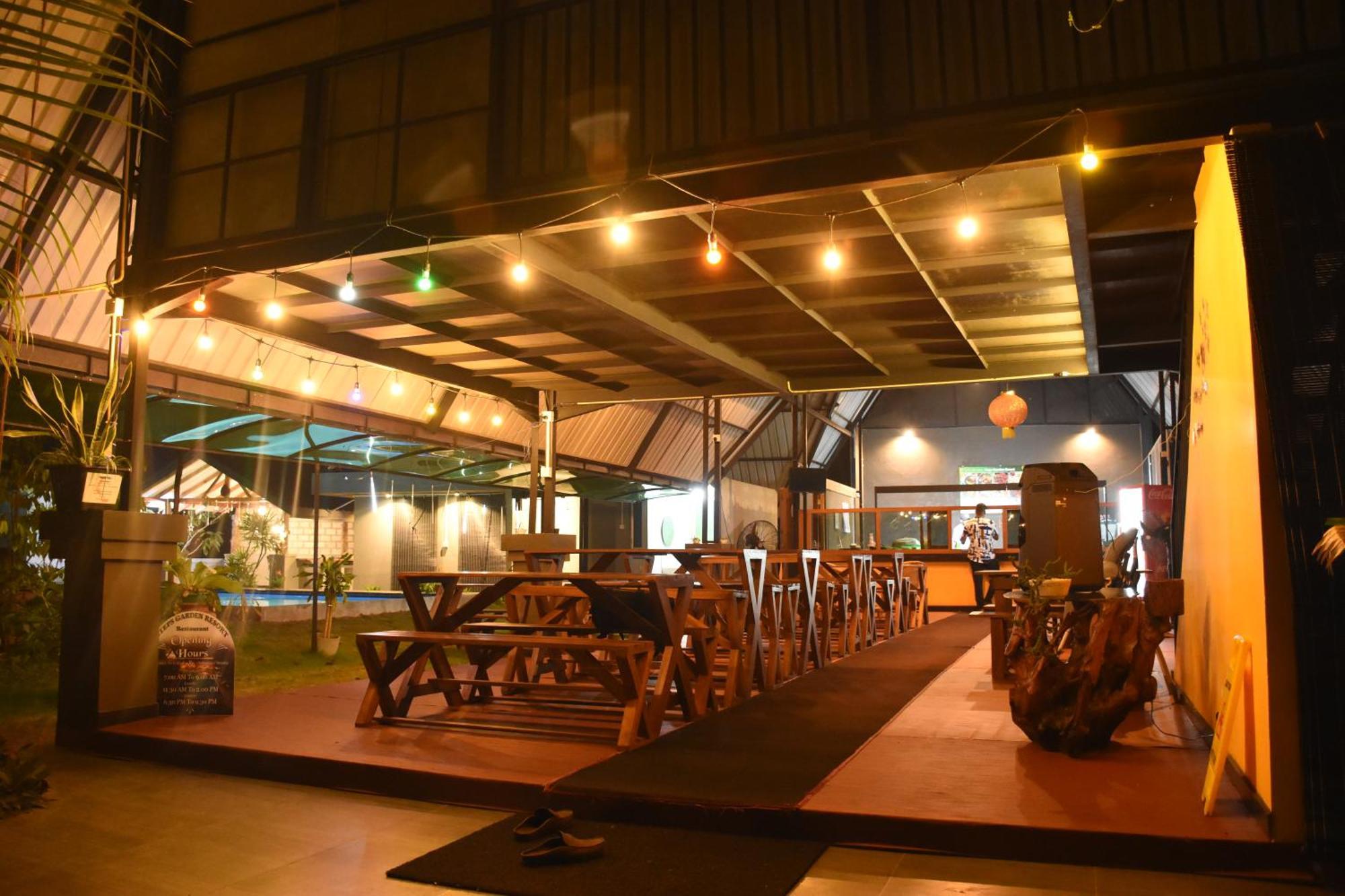 Steps Garden Resort نيجومبو المظهر الخارجي الصورة
