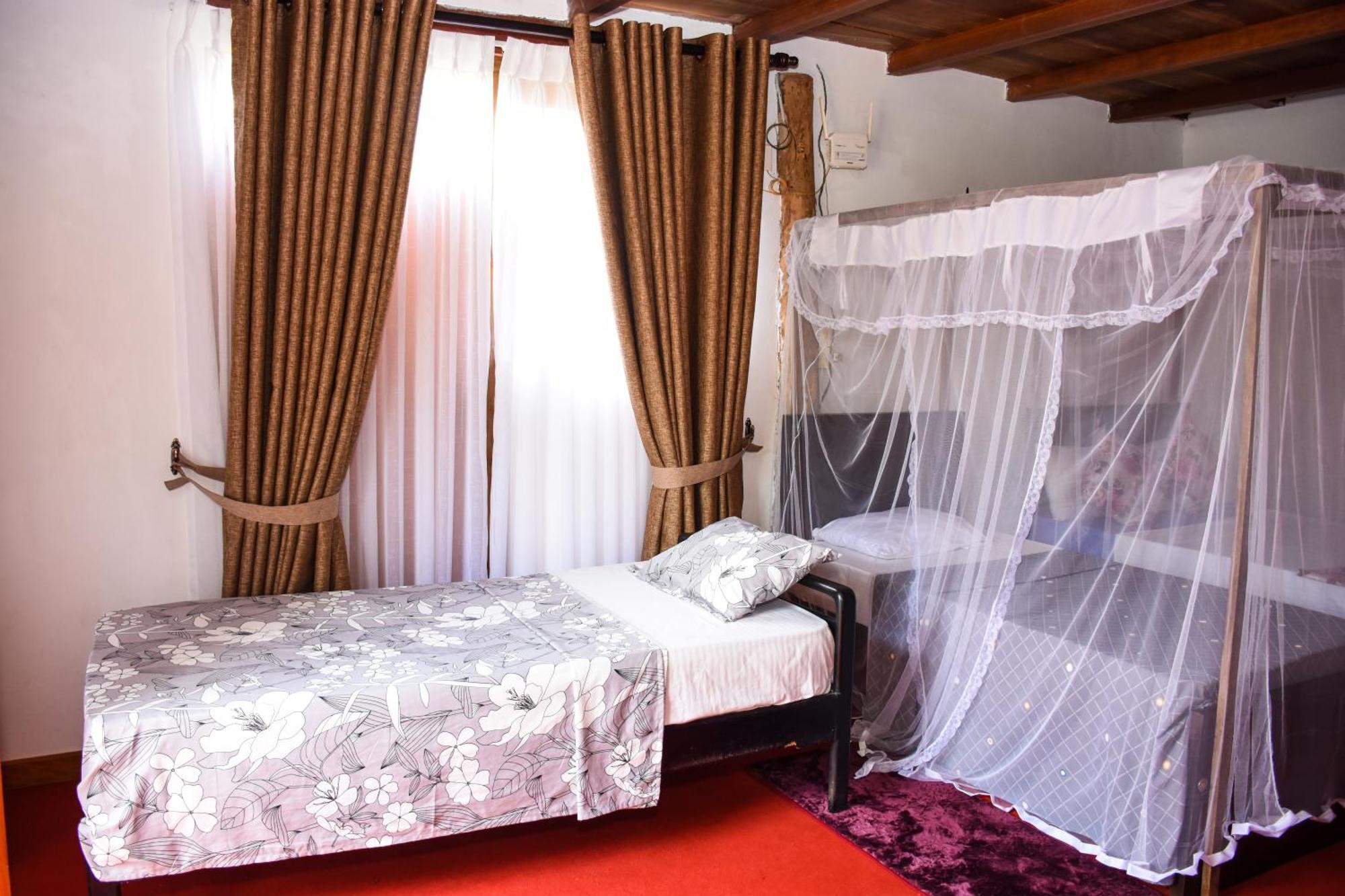 Steps Garden Resort نيجومبو المظهر الخارجي الصورة