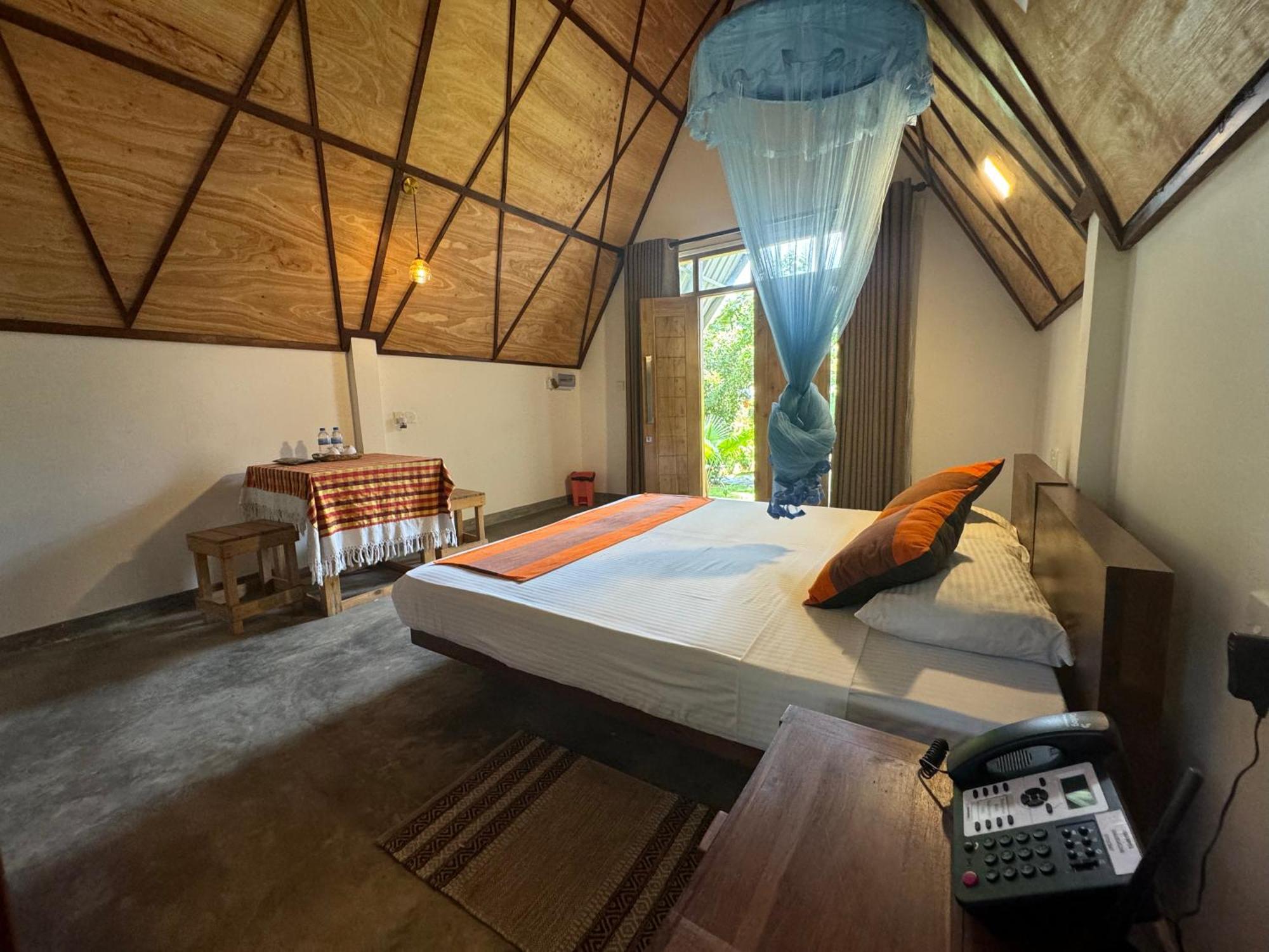 Steps Garden Resort نيجومبو المظهر الخارجي الصورة